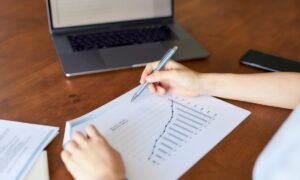 Read more about the article Why Predictable Irrationality Matters for Business Growth